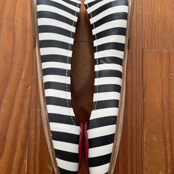 Kate Spade Black and White Striped Ballet Flats Size 9 - Picture 3 of 7